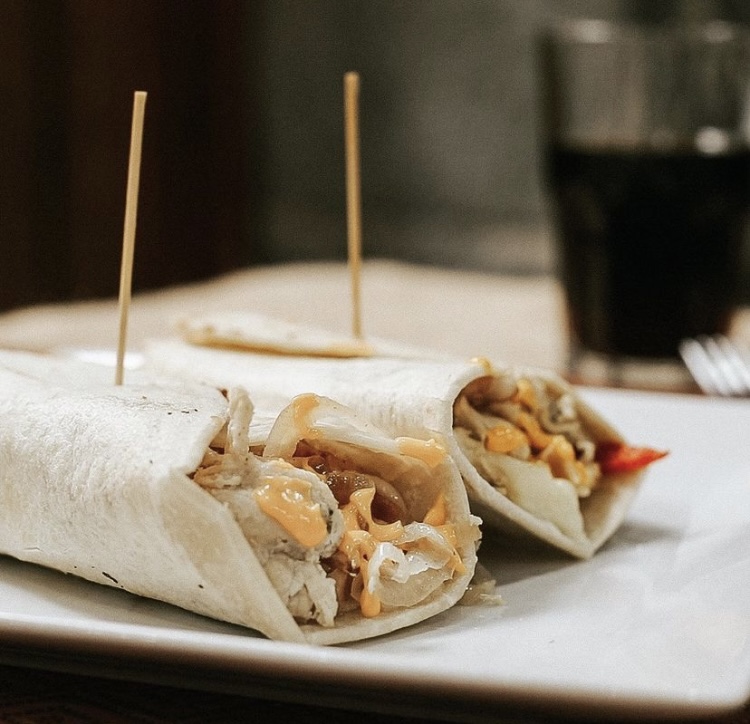 Cafeteria Siroco — Comida y bebida