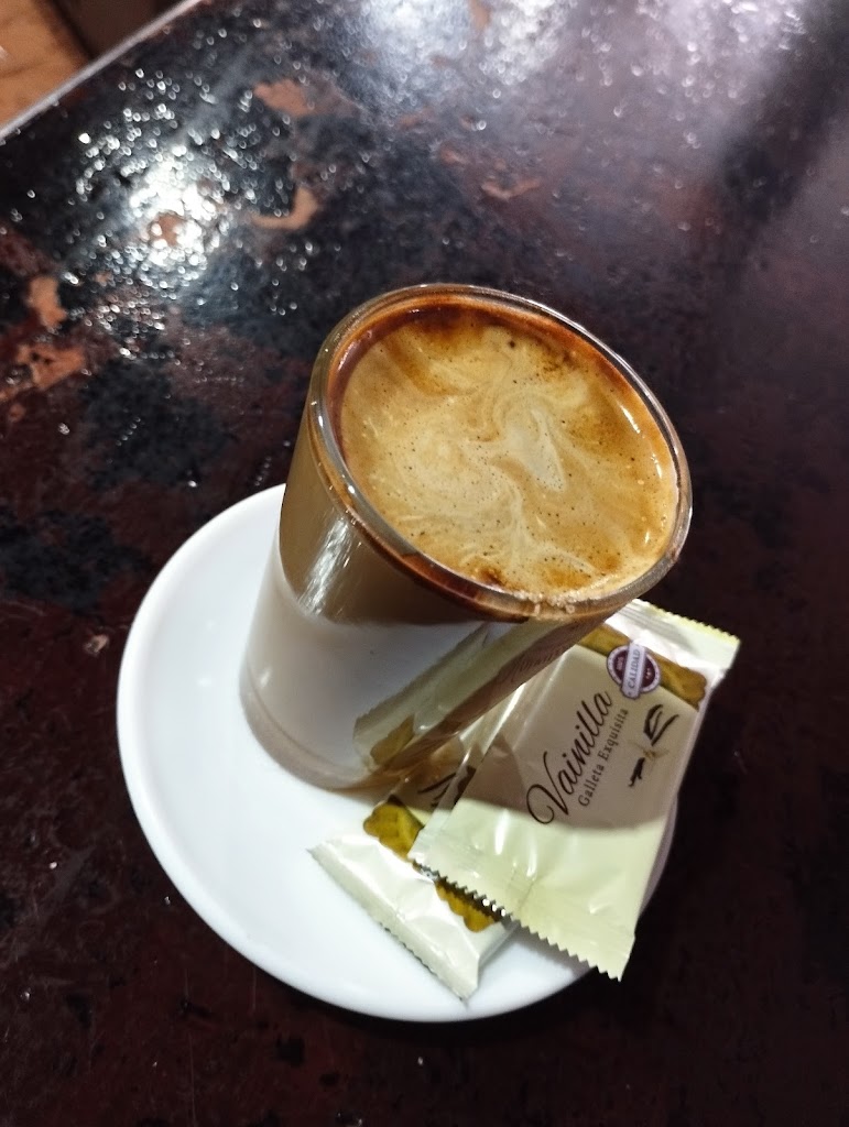 Meson Era el Santo Cynthia