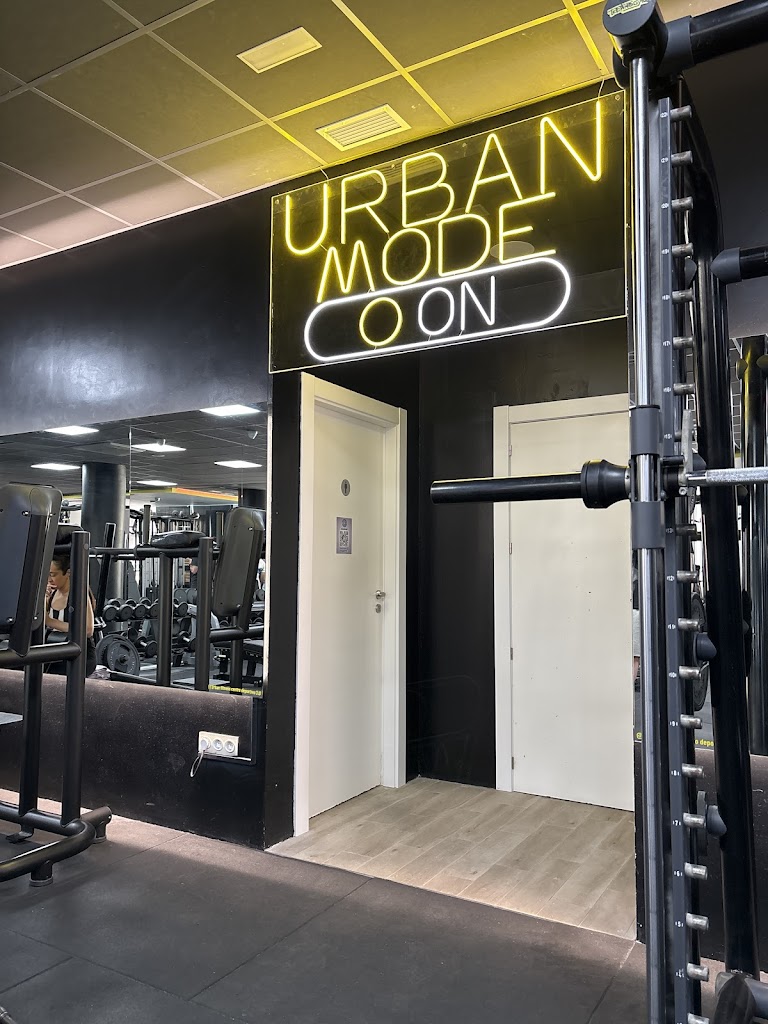 Urban Fitness Centro Deportivo