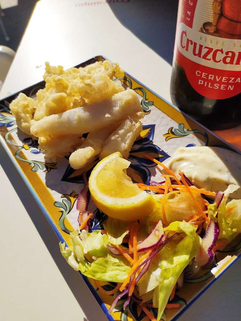 Bar Casa Pajarero — Comida y bebida