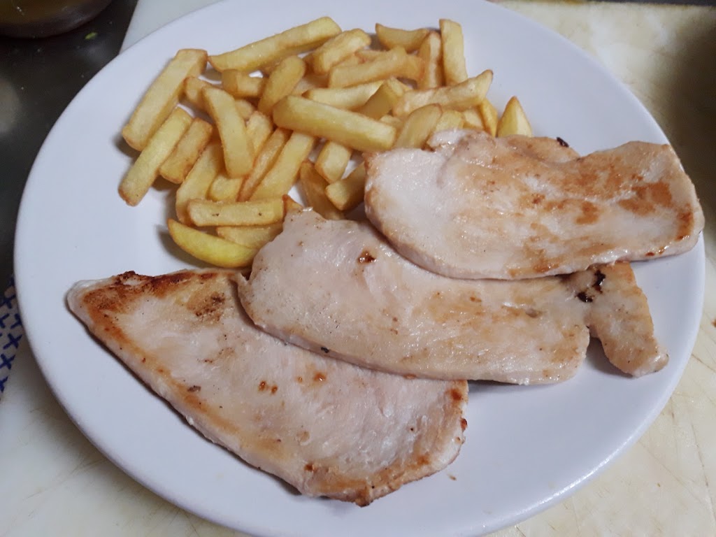 Casa barril — Comida y bebida