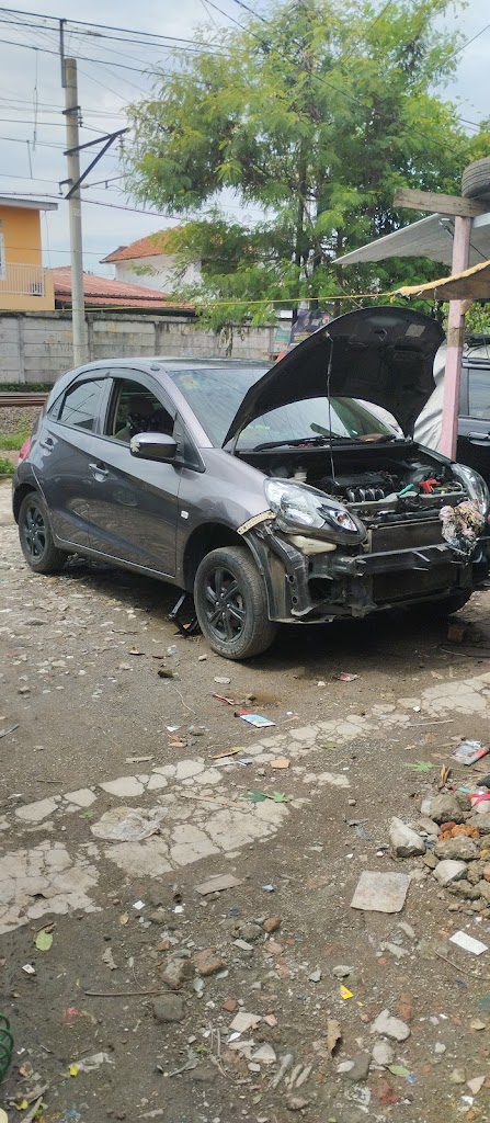 Bengkel MOBIL dan Service AC Mobil Murah Meriah Di Bekasi