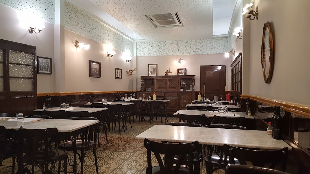 Restaurant Can Punyetes Sabadell — Ambiente