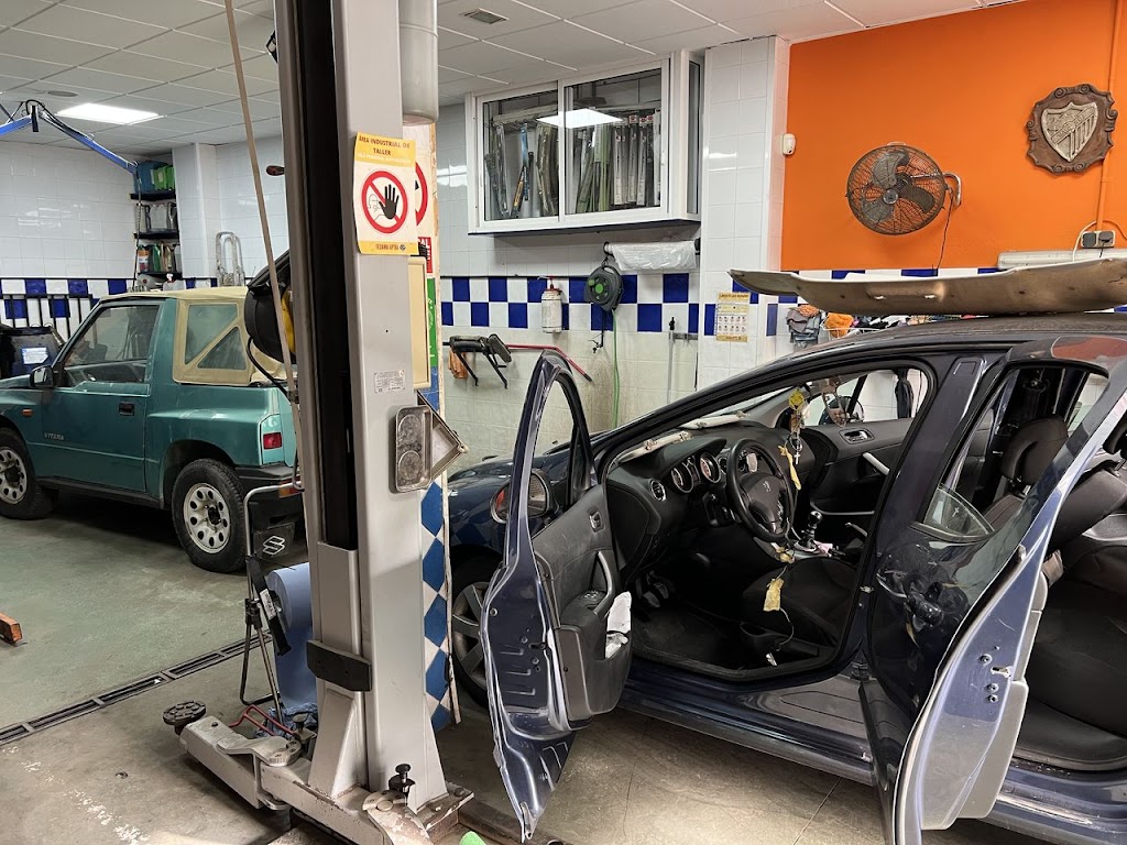 Lavados y Accesorios Aguila S.C.