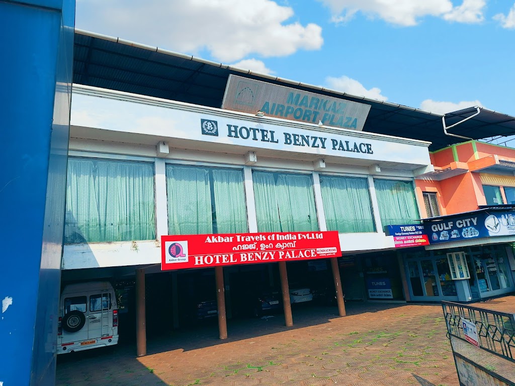 Hotel Benzy Palace