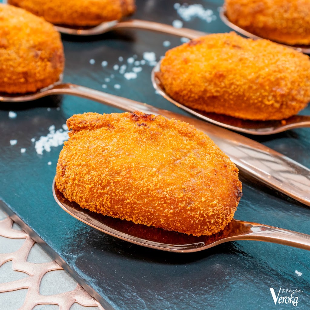 Veroka The Fushion Gourmet — Comida y bebida