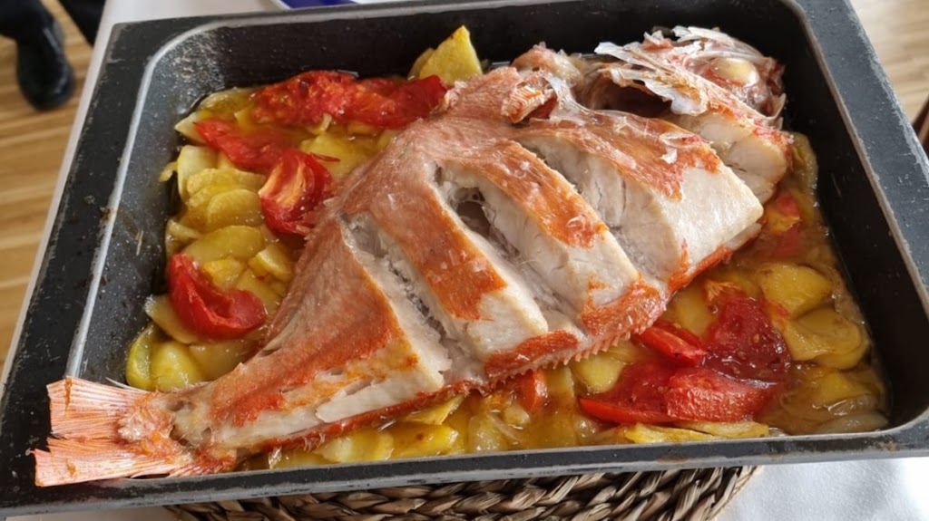 Restaurante Cafeteria Concordia — Comida y bebida