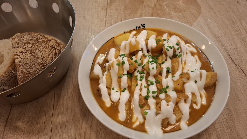 Josefa's BAR — Comida y bebida