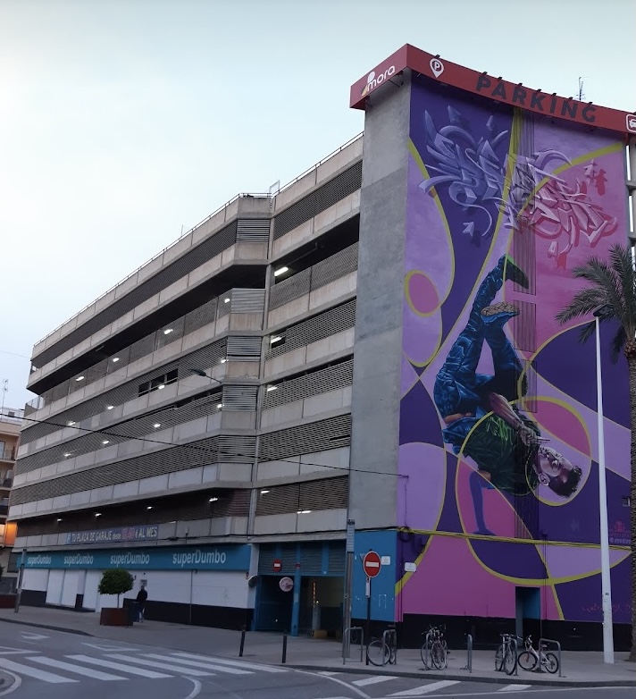 Parking Gasolinera Mora