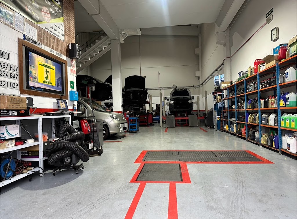 AUTOHUARTE- TALLER MULTIMARCA EN HUARTE — Taller