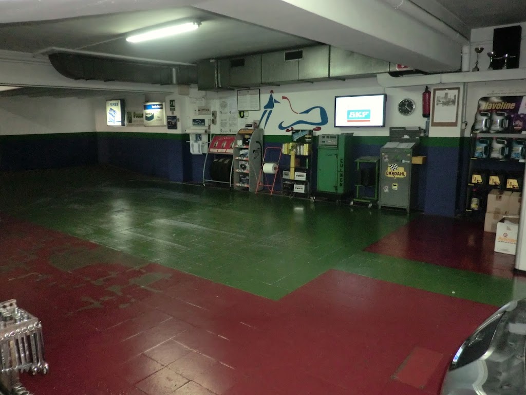 AUTO TALLERES ERASA, SRL — Interior