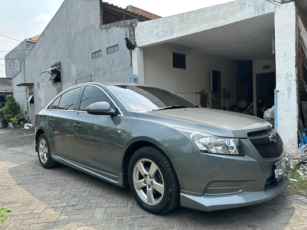 Bengkel bodykit. Body ripaer