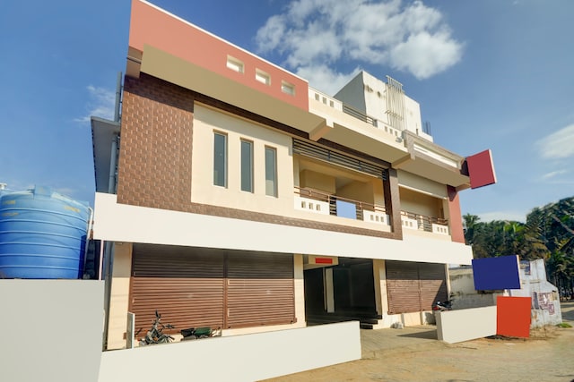 Oyo Ajm Nest