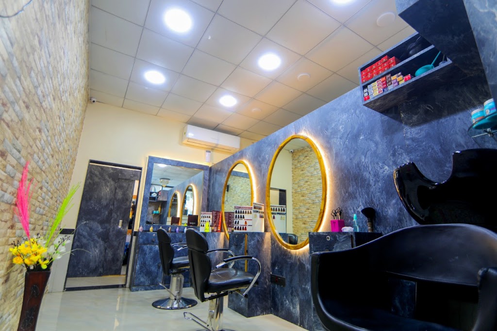 Mirror Hair And Beauty Salon