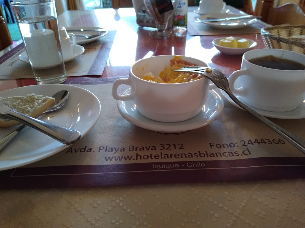 Comida y bebida