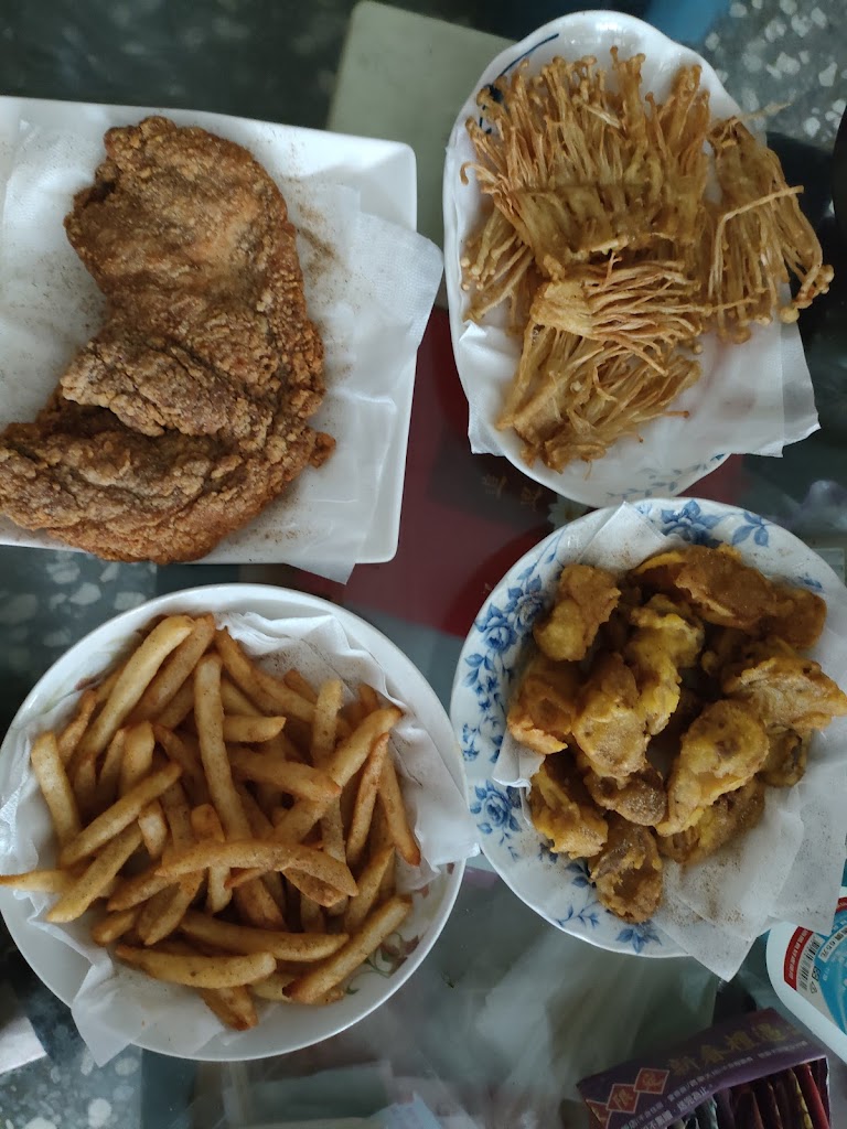 大坪炸雞/飲料店 的照片
