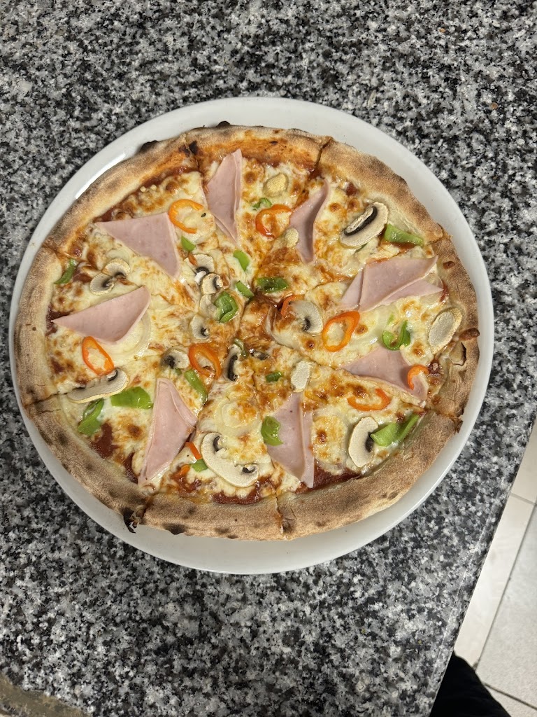 Alcudia Kebab & Pizza ( Halal ) — Comida y bebida