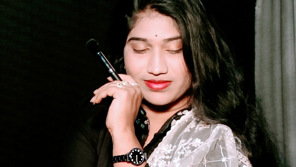 Renuka International Makeup Artist