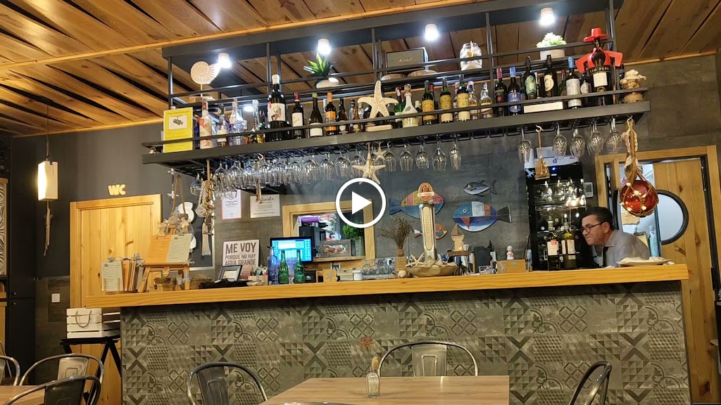 La Concha Bar y Amigos — Ambiente
