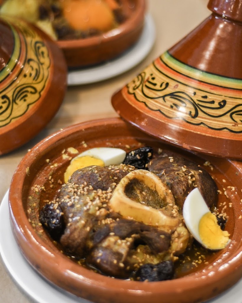Restaurant La Diana — Comida y bebida