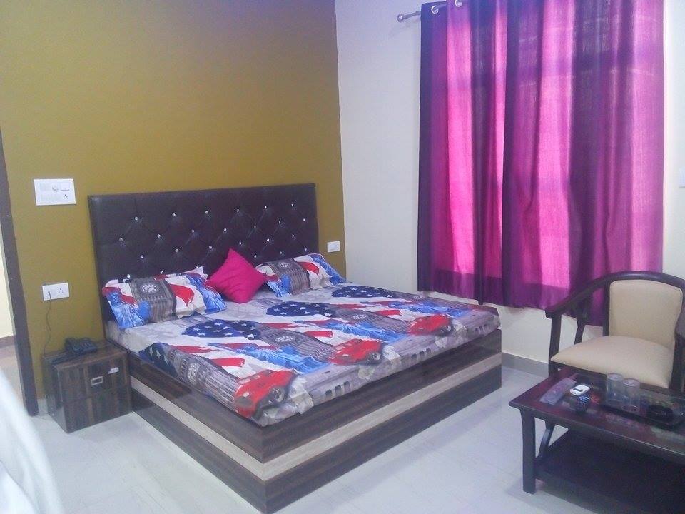 Hotel Vaibhav Palace