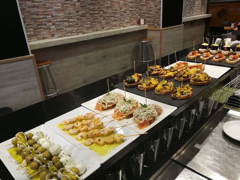 Itzela — Comida y bebida