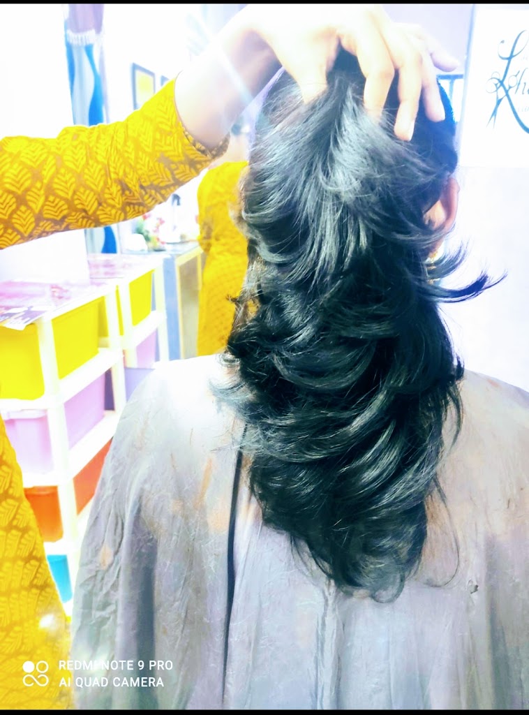 Silver Moon Beauty Parlour