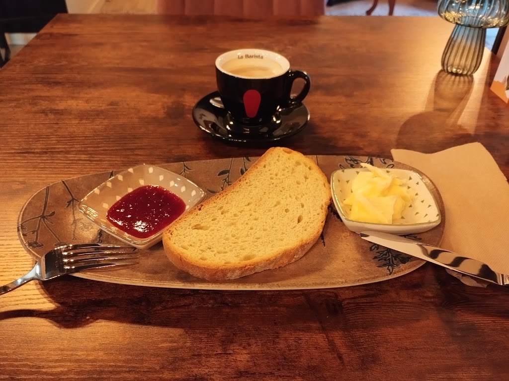 Chuly's bruncheria & cafeteria — Cafe