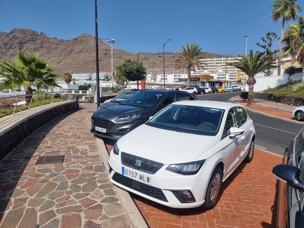 Rent a Car LAS ROSAS