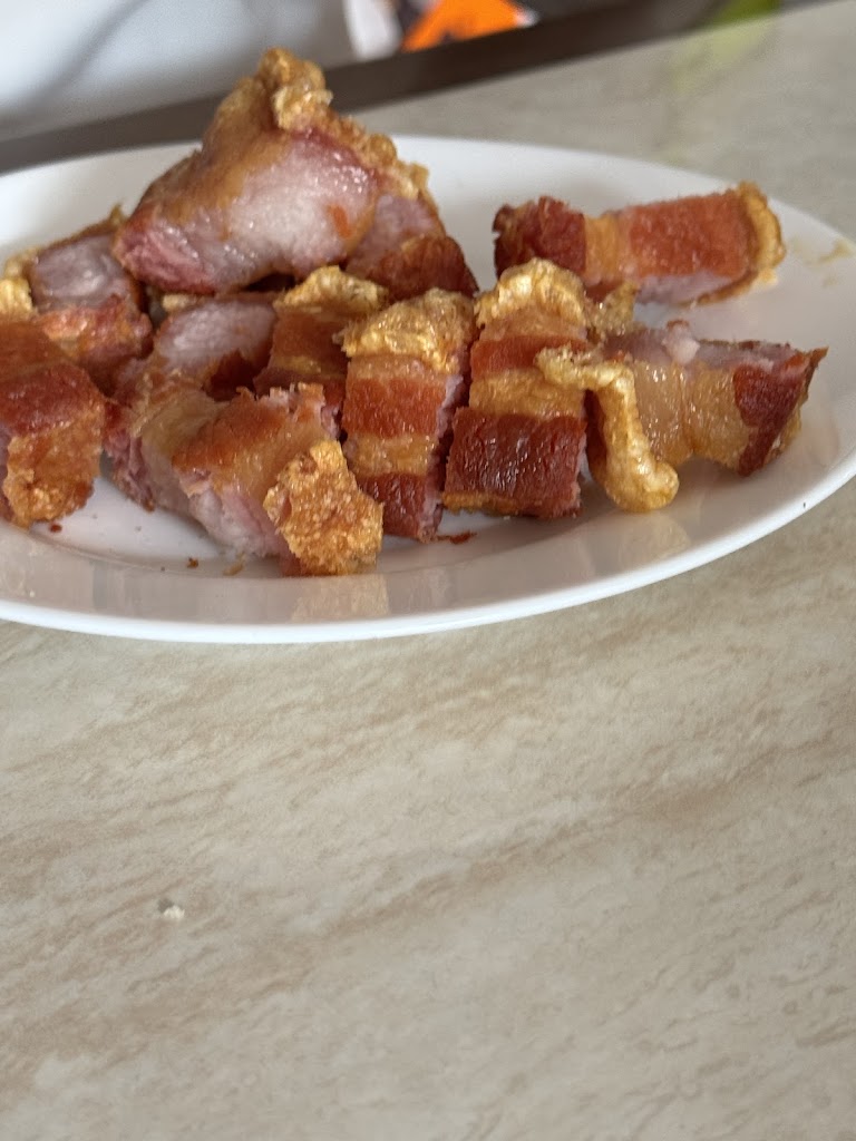 Bar Cheer's — Comida y bebida