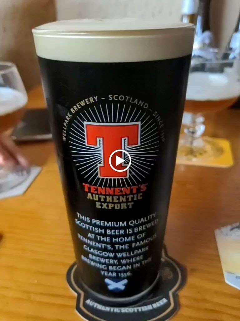 Bar Doble As cerveceria — Videos