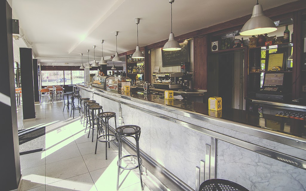 L'Hostal Restaurant - CTW Services — Ambiente