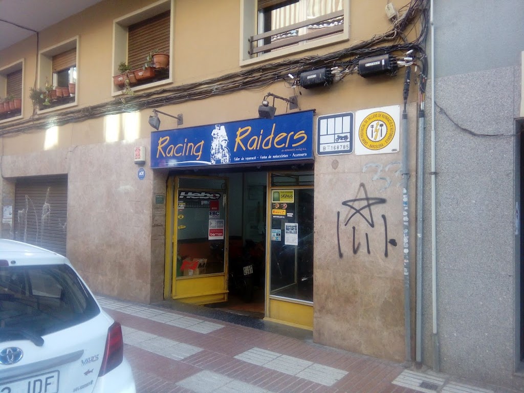 Racing Raiders by Megabike