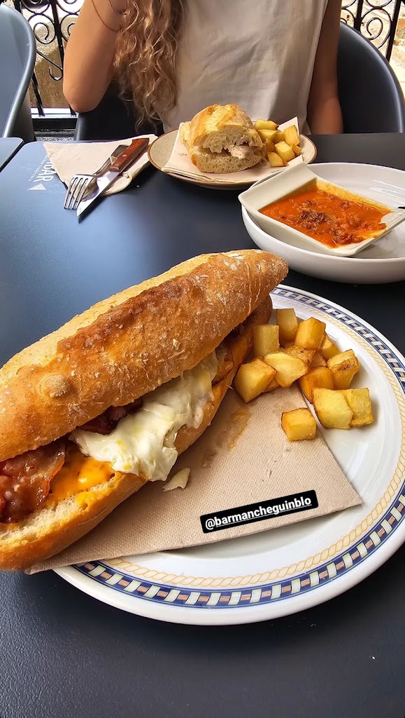 Bar Mancheguin Benicarlo — Del propietario