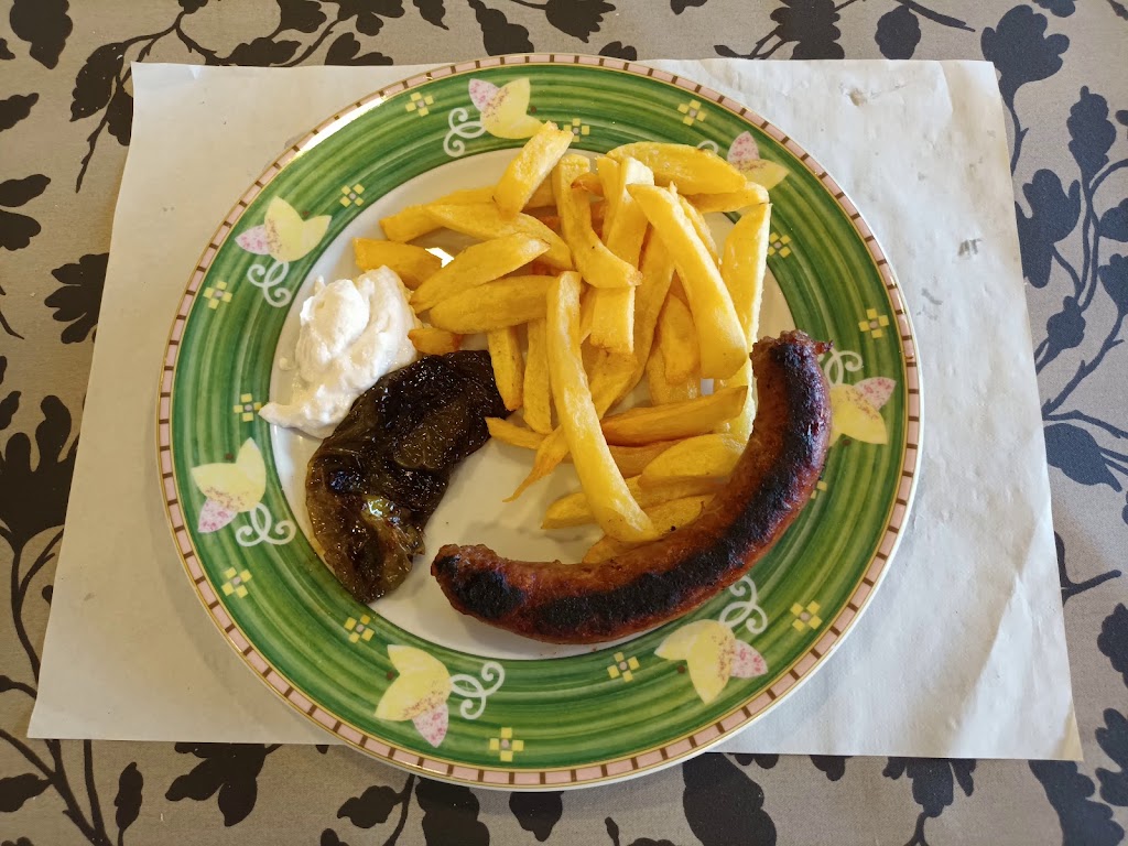 Restaurante L'Estany — Comida y bebida