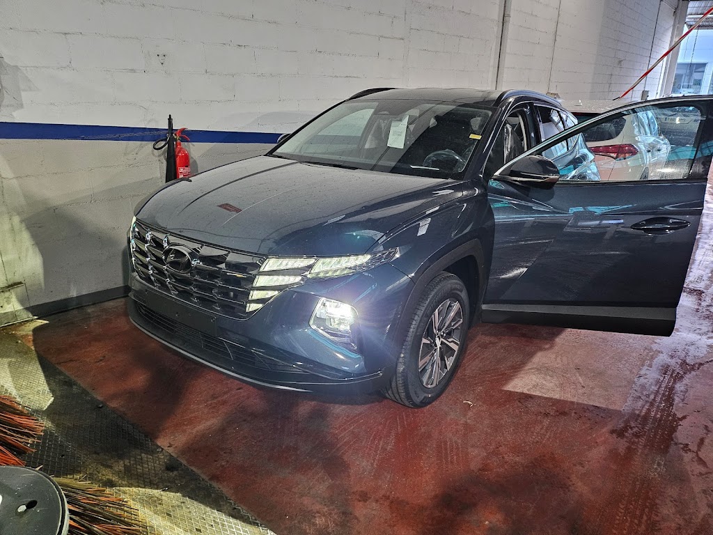 TALLERES FAUSTINO PRADA, S.L.U HYUNDAI — Interior