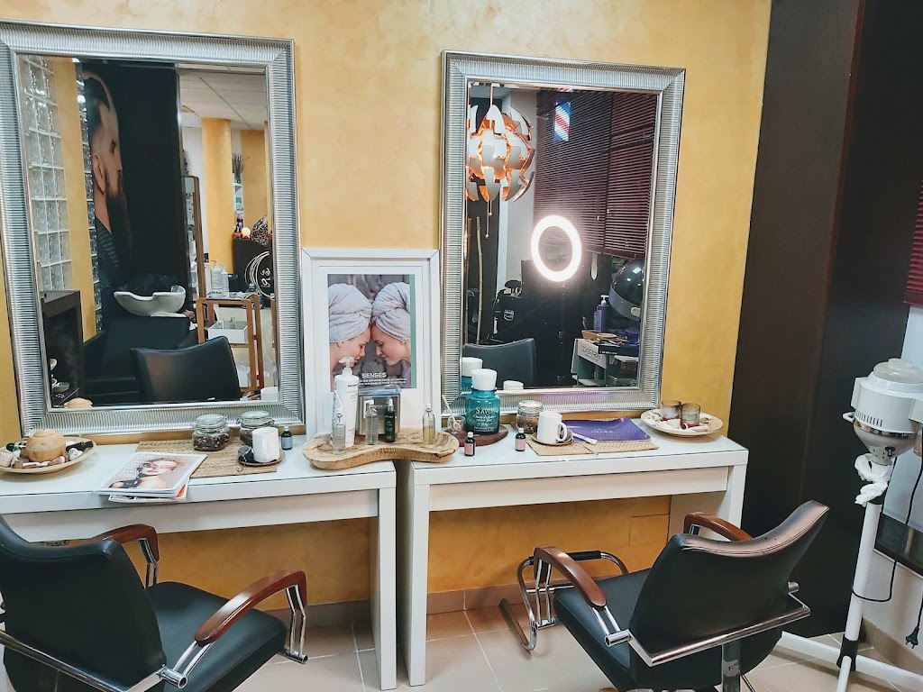 Jennifer Soto Peluqueria Unisex — Interior
