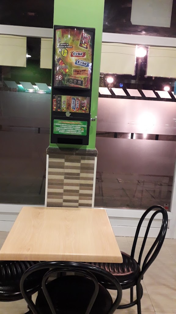 Shawaiz Restaurant Kebab & Bar Centre