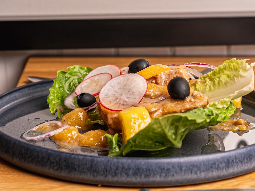 Cal Tonyina — Comida y bebida