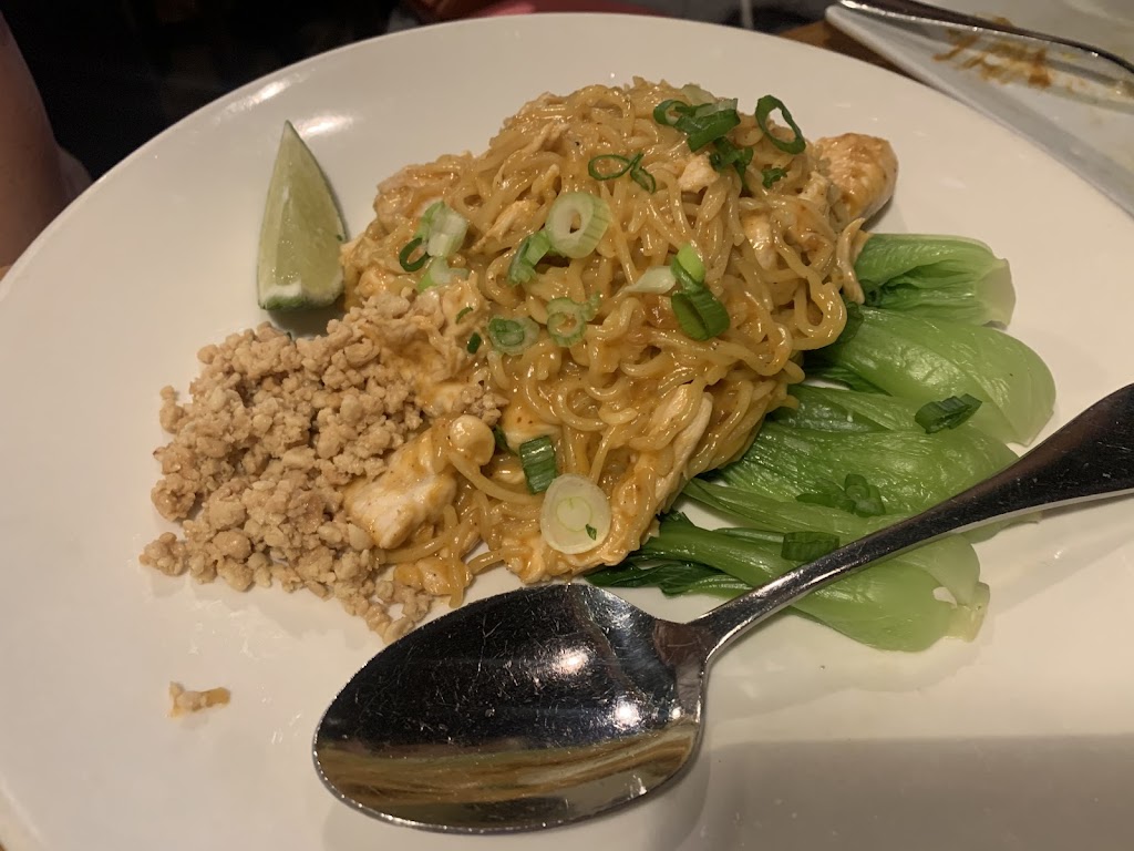 Circles Thai
