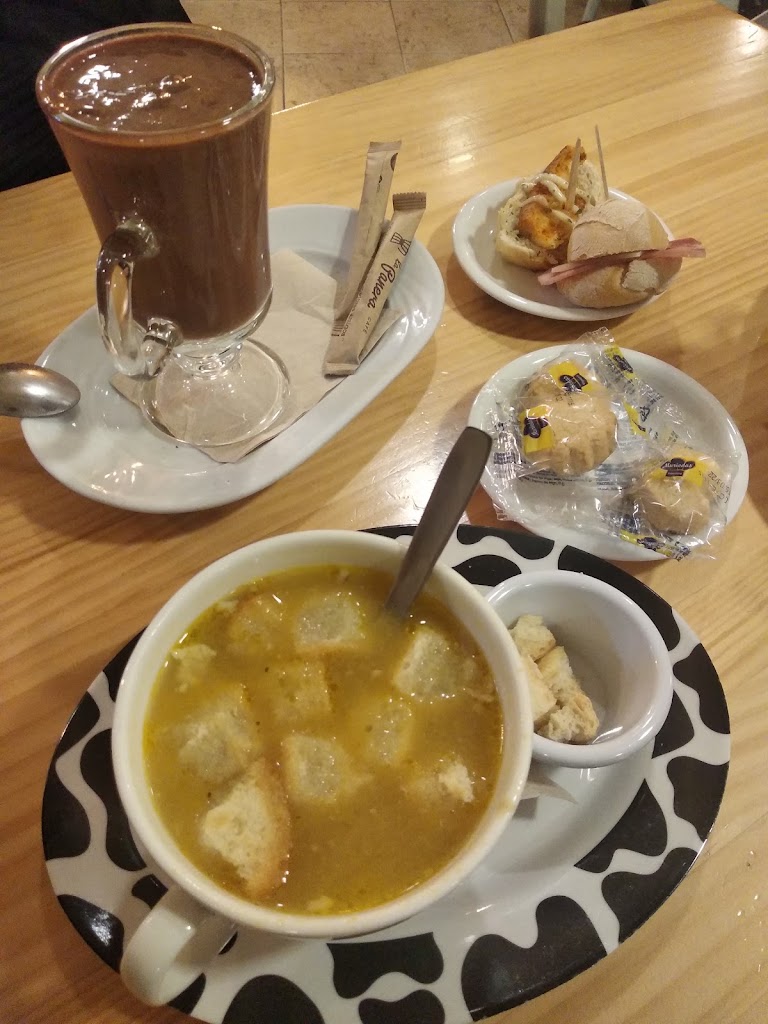 La Panera Cafe — Cafe