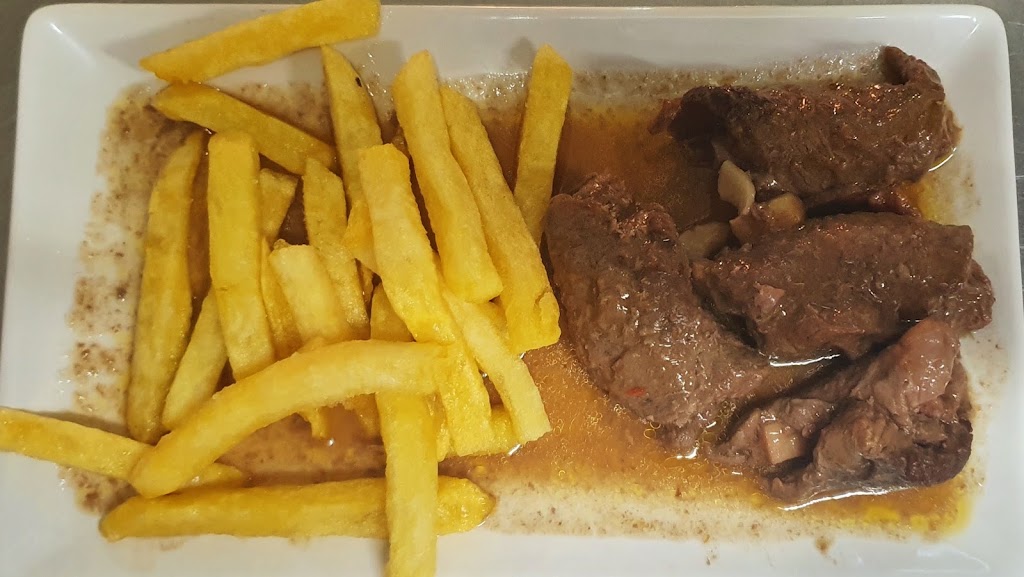 Restaurante La Nina del Guardia — Comida y bebida
