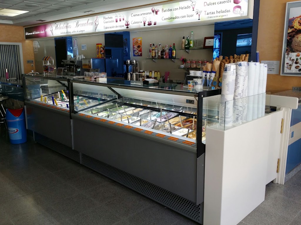 Heladerias Bernabeu — Ambiente