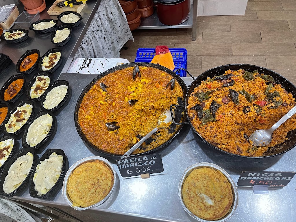 Gastronomia Razonable, Asador De Pollos, Croqueteria, Arroceria, Comida Casera Para Llevar — Del propietario