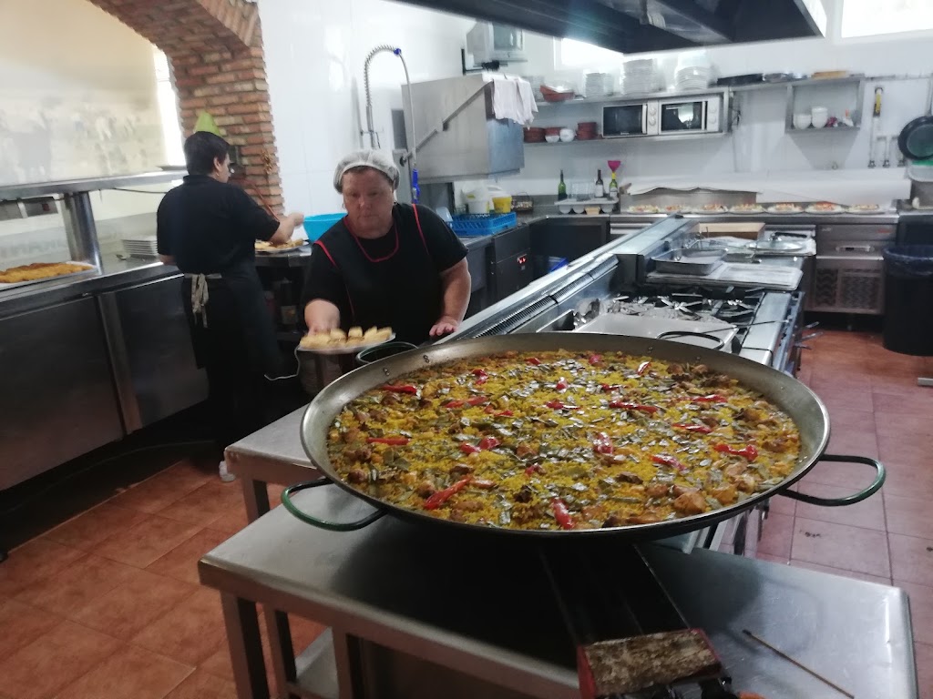 L'heretat Bar Restaurante — Comida y bebida