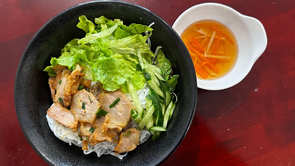 美味伙食越南料理FOODTOP quán ăn Việt Nam 的照片