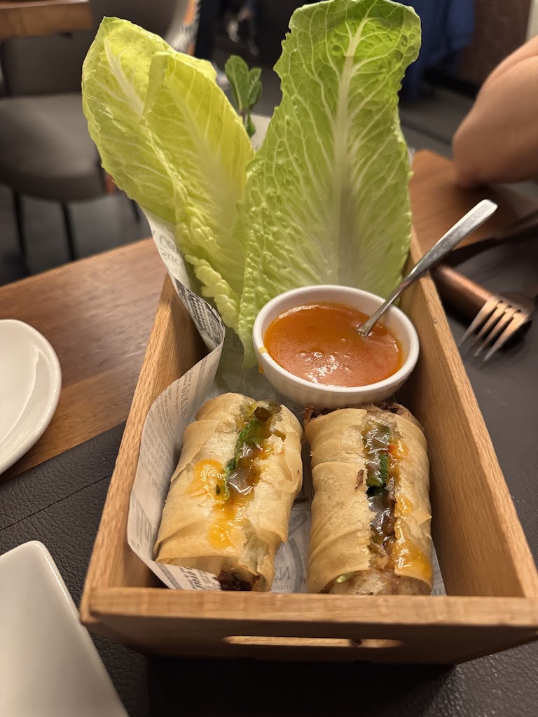 Taberna Bacuso — Comida y bebida
