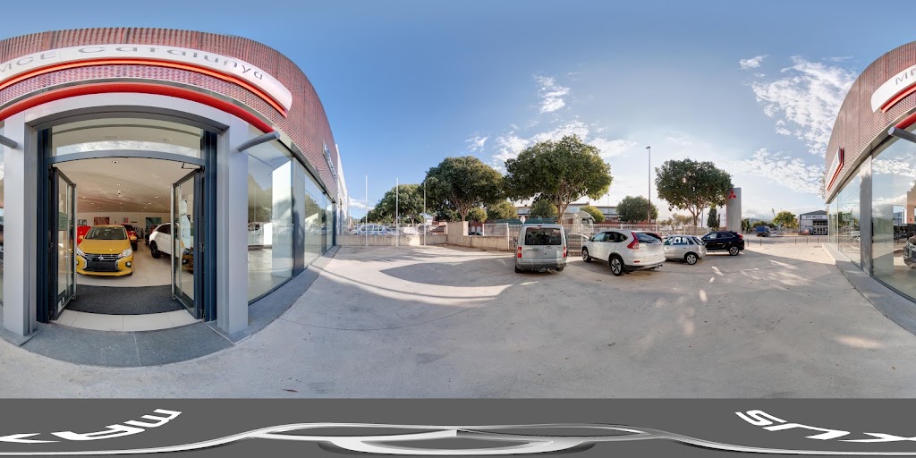 Concesionario Oficial Maxus Tarragona QUADIS Asian — Hatchback