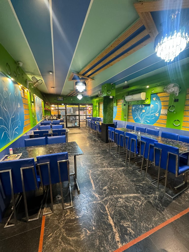 New Parijat Restaurant