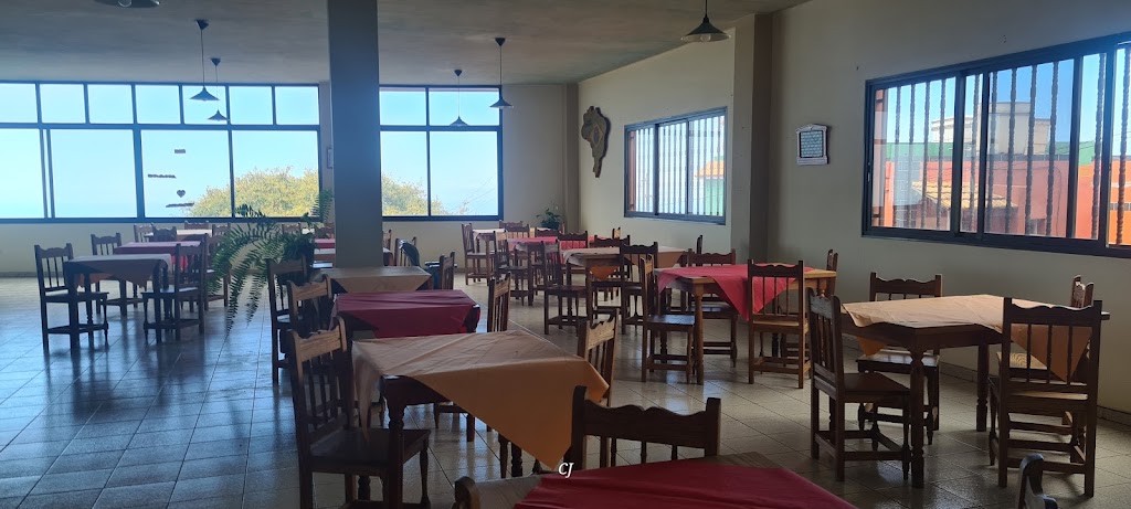 Restaurante Rincon Brasileno — Ambiente